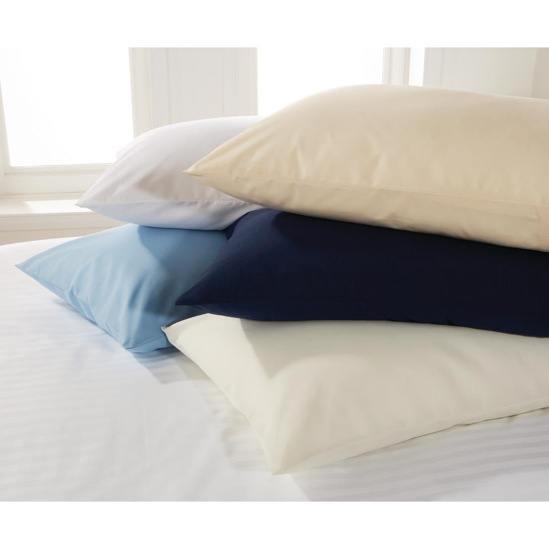 Mitre Essentials Temir Flat Sheet Blue Single