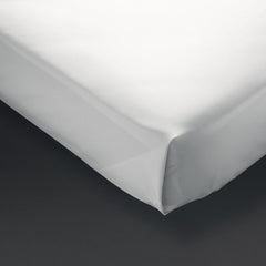 Mitre Essentials Pyramid Flat Sheet White